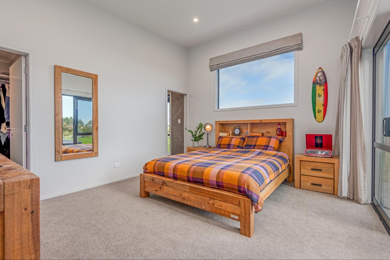 Fitzherbert - 4 Bedrooms