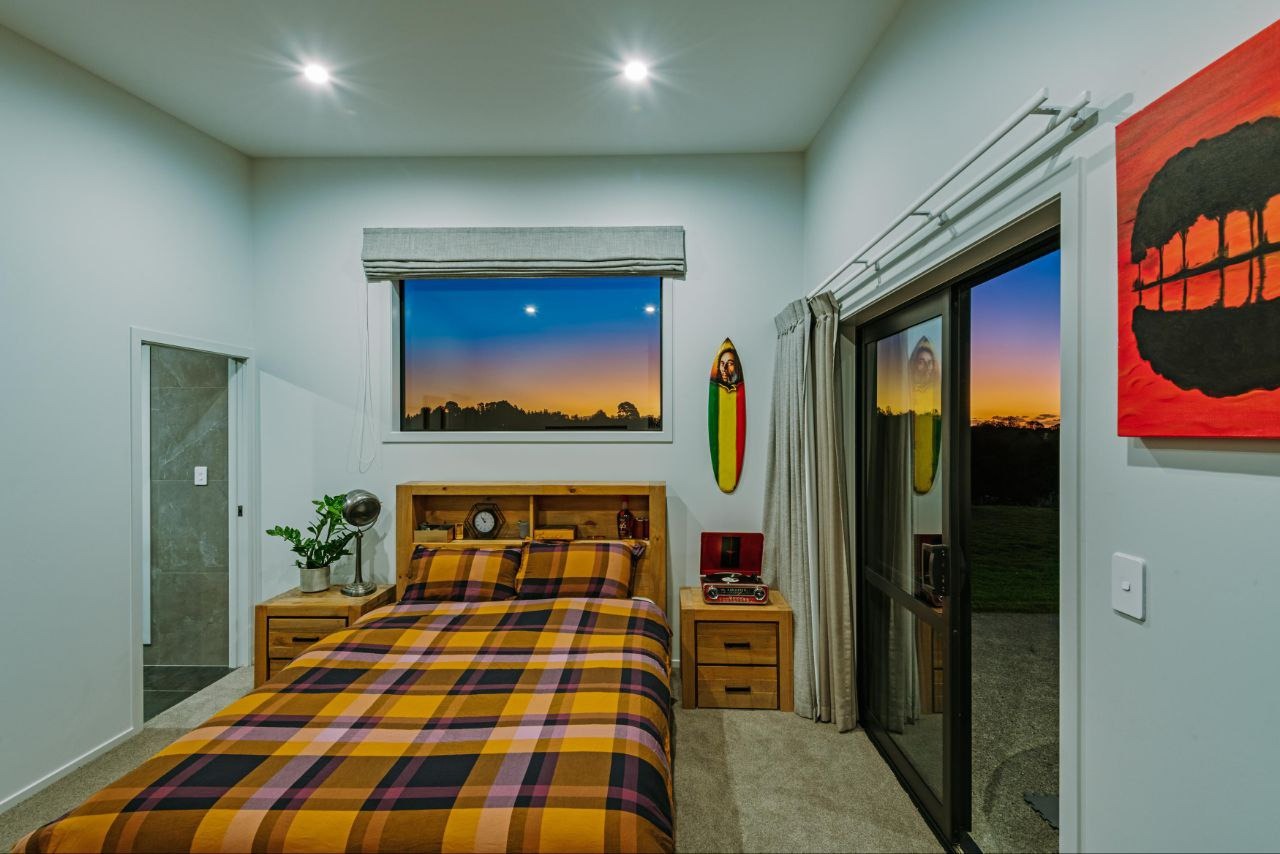 Fitzherbert - 4 Bedrooms
