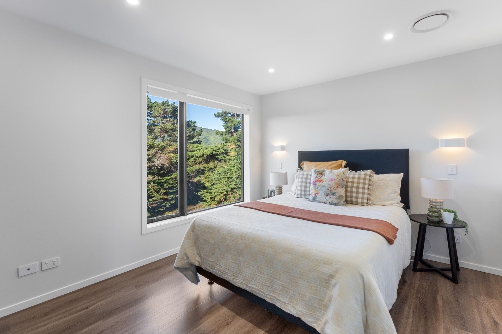 Waikanae - 4 bedrooms