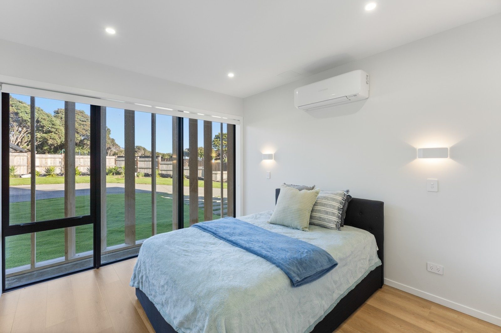 Waikanae - 4 bedrooms