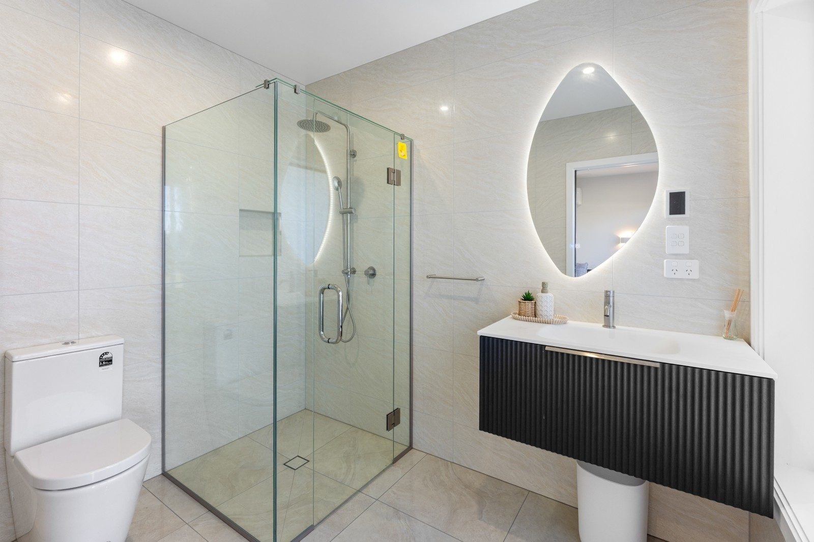 Waikanae - 4 bedrooms