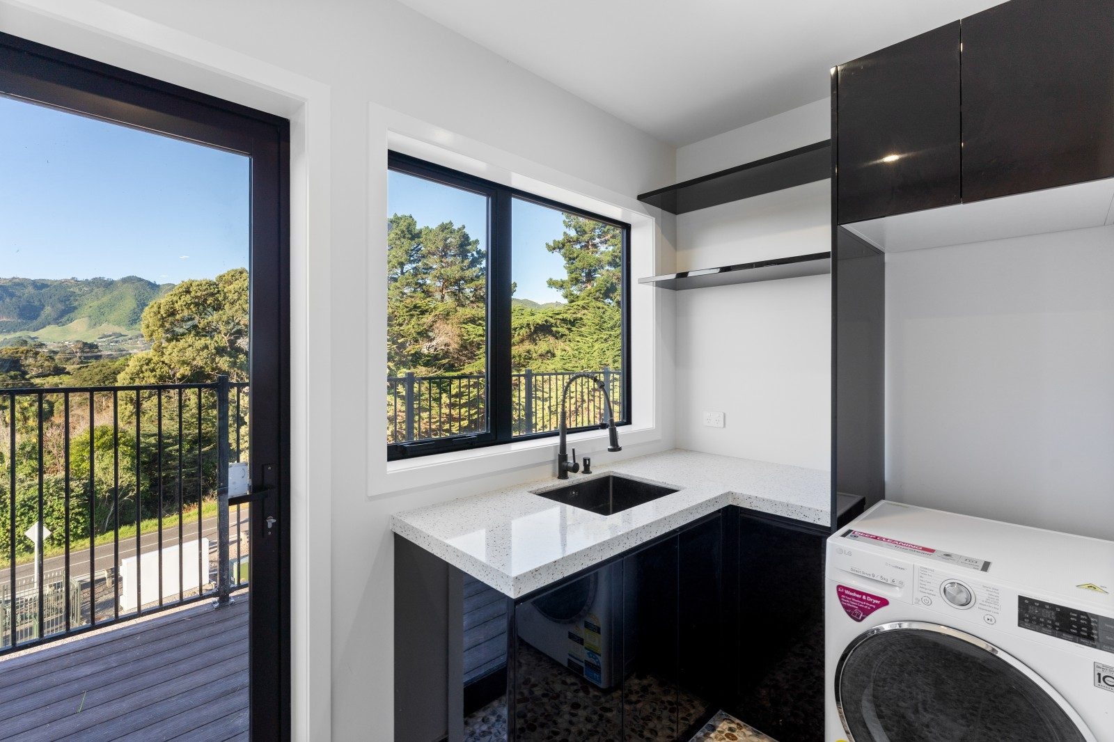 Waikanae - 4 bedrooms