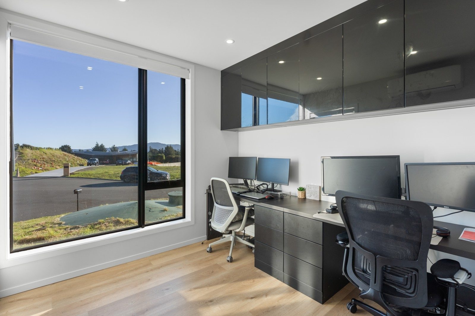 Waikanae - 4 bedrooms