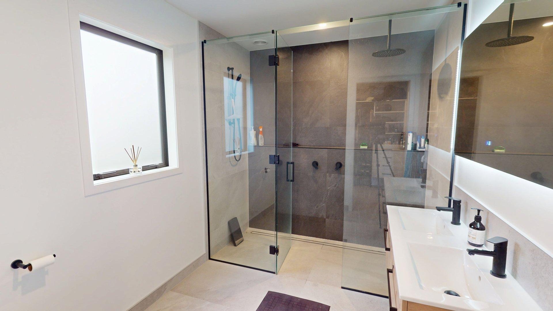 Feilding - 4 Bedrooms