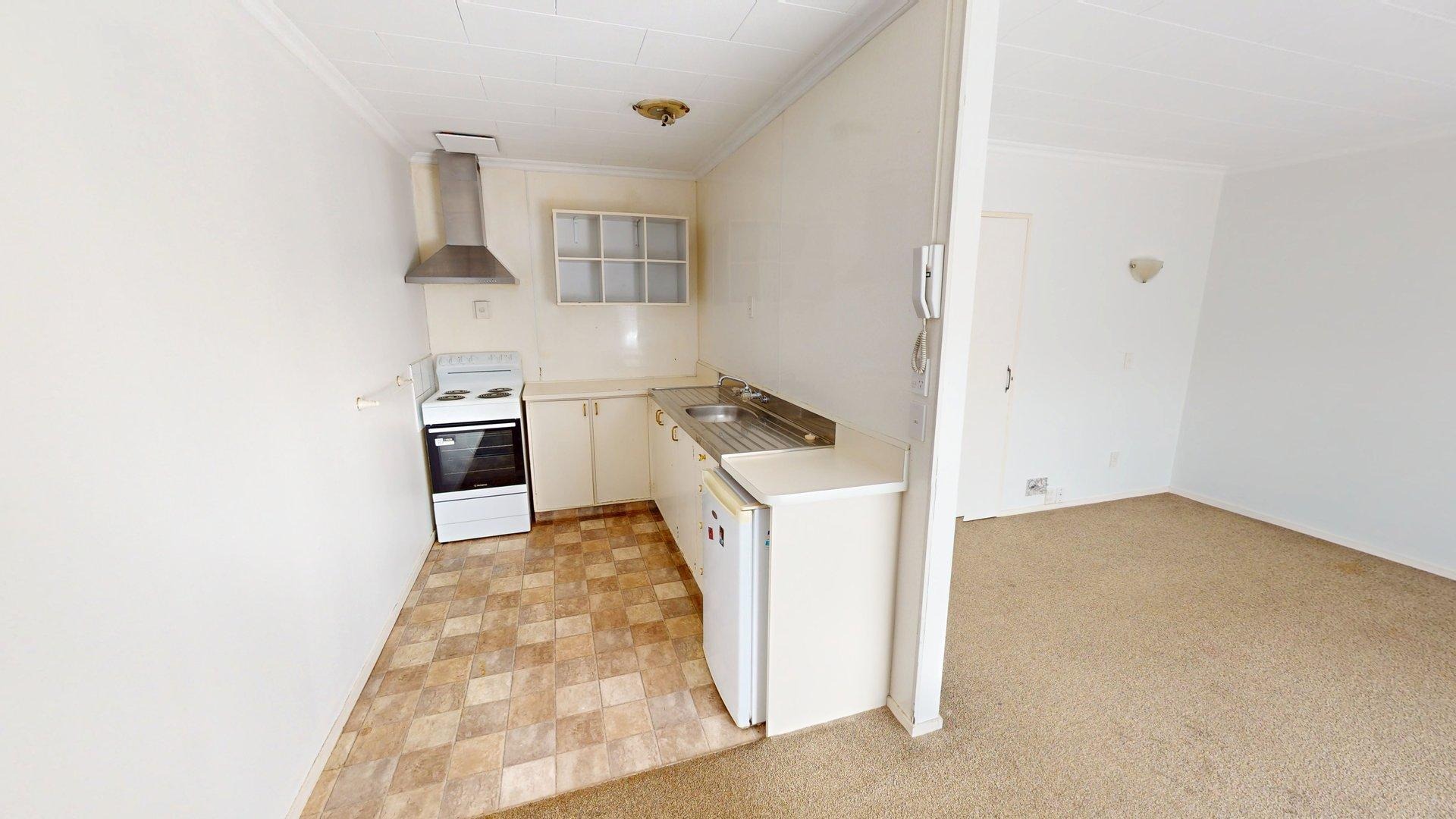 West End - 1 bedroom