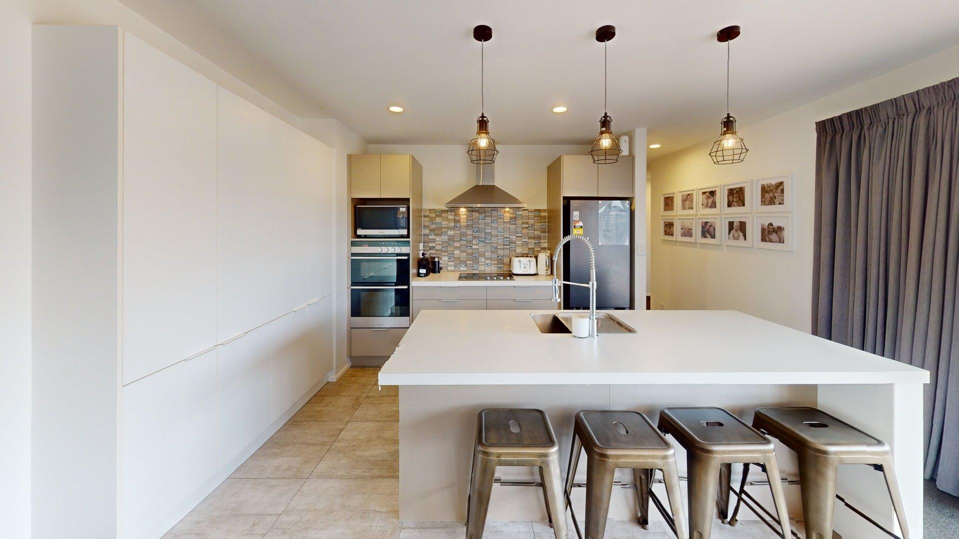 Feilding - 3 bedrooms + office