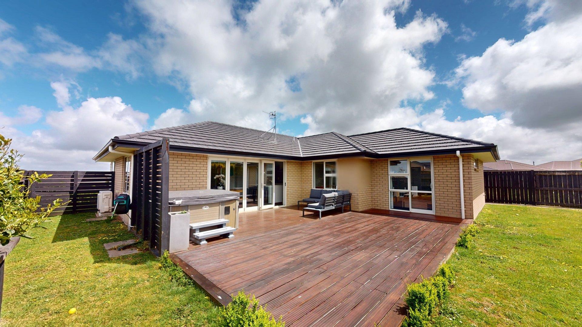 Feilding - 3 bedrooms + office