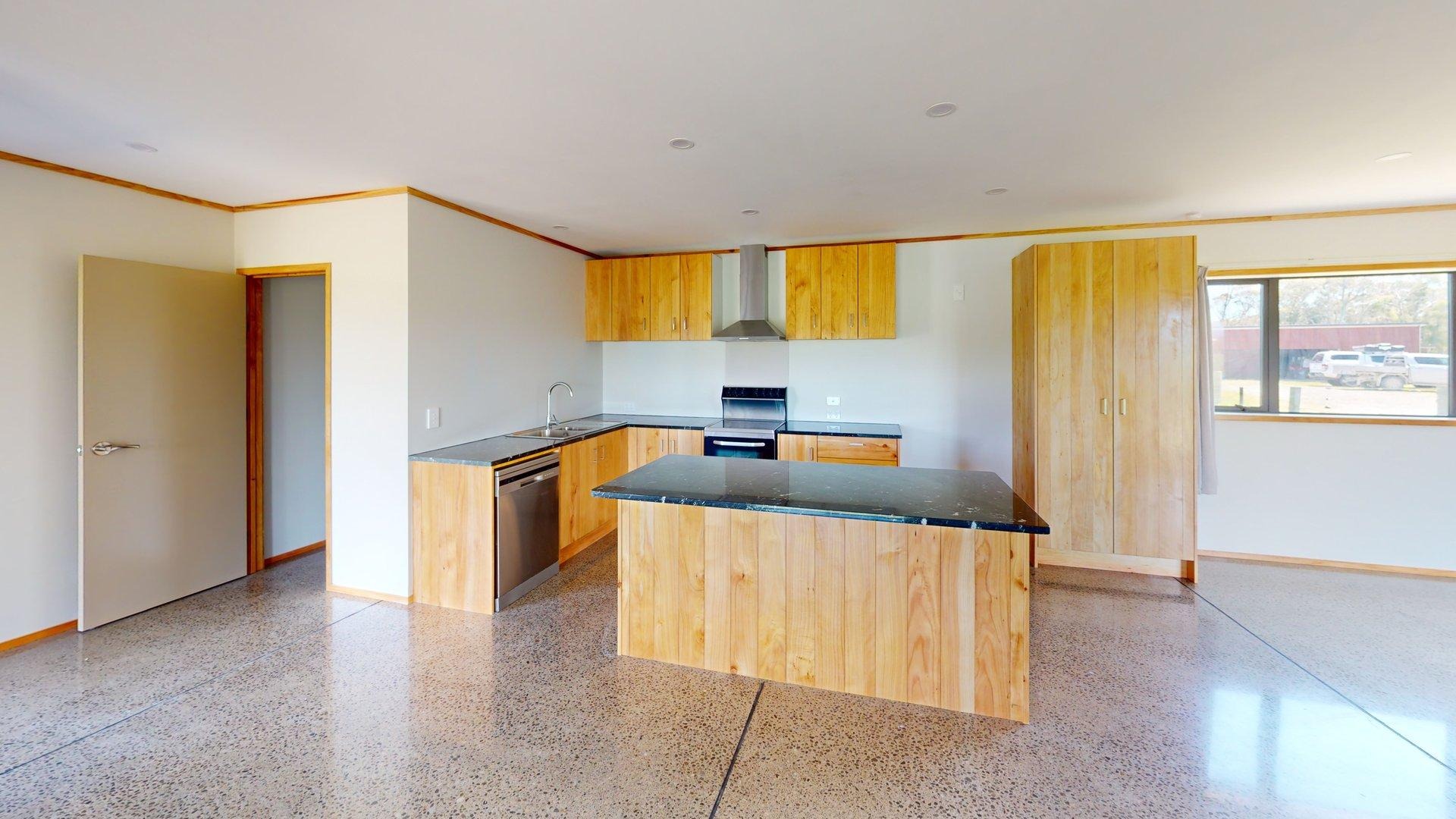 Mt Biggs - 3 bedrooms