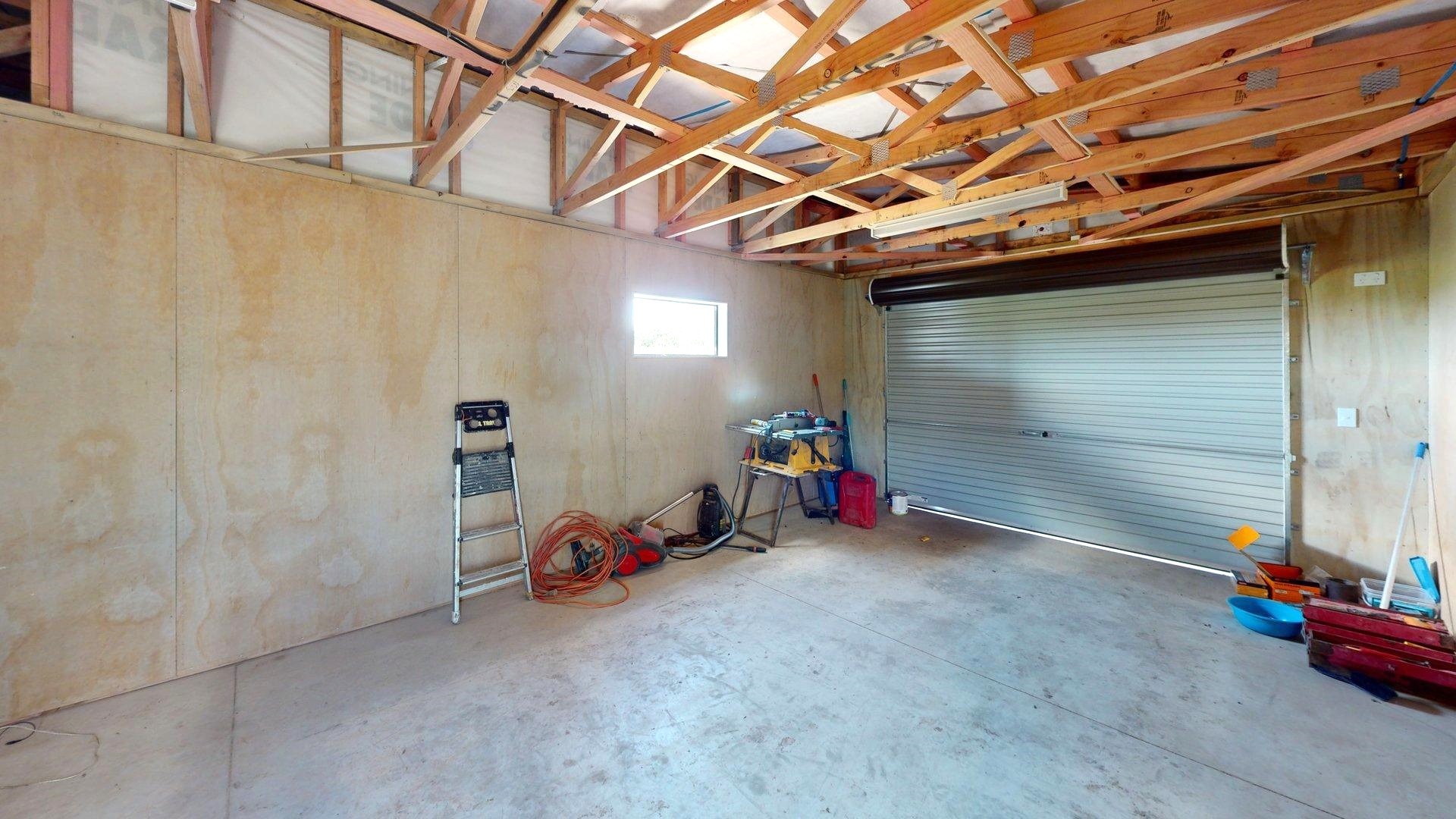 Mt Biggs - 3 bedrooms