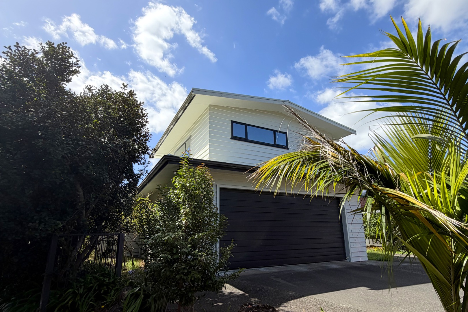 Awapuni - 4 Bedrooms