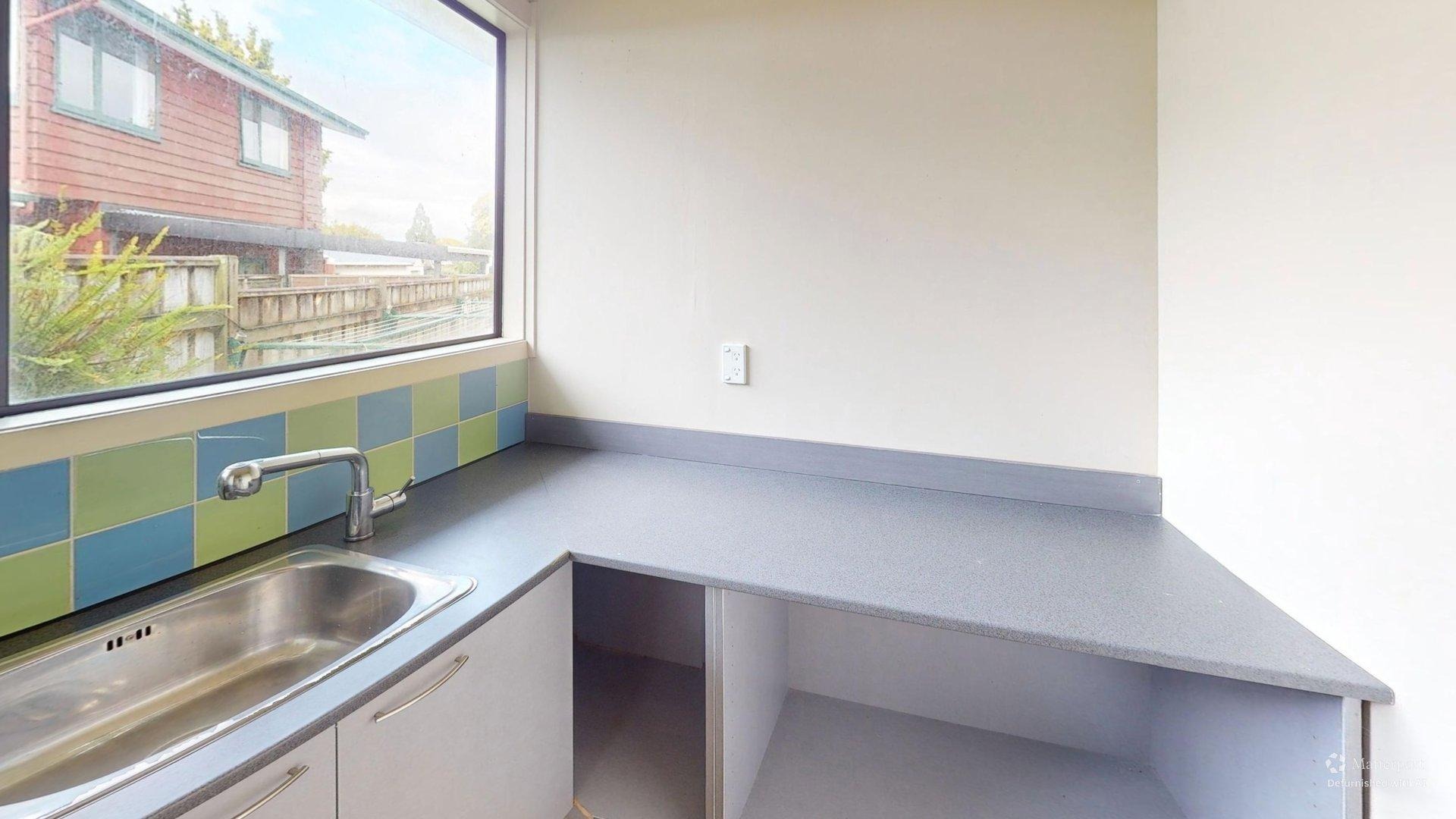 Awapuni - 4 Bedrooms