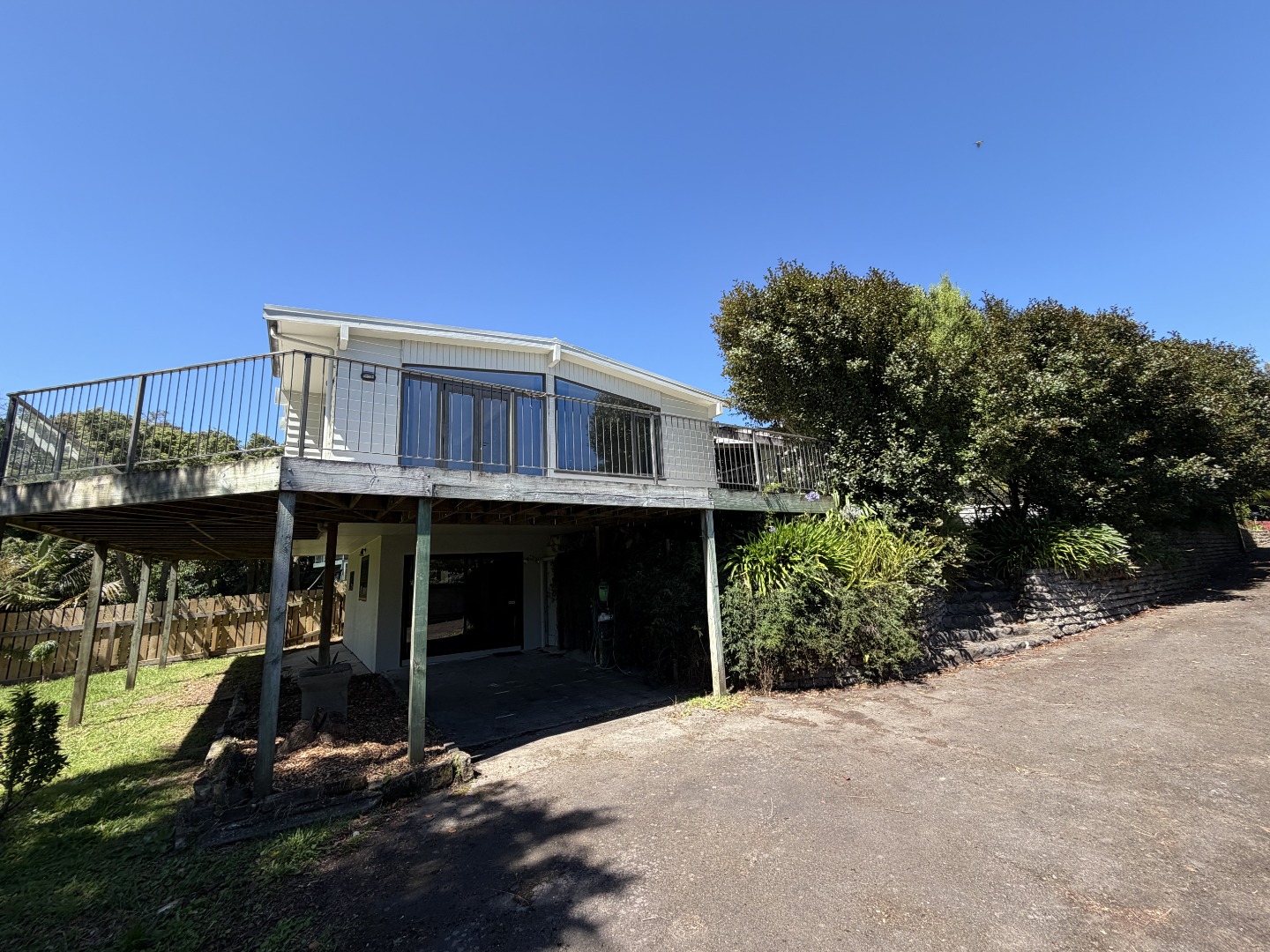 Awapuni - 4 Bedrooms
