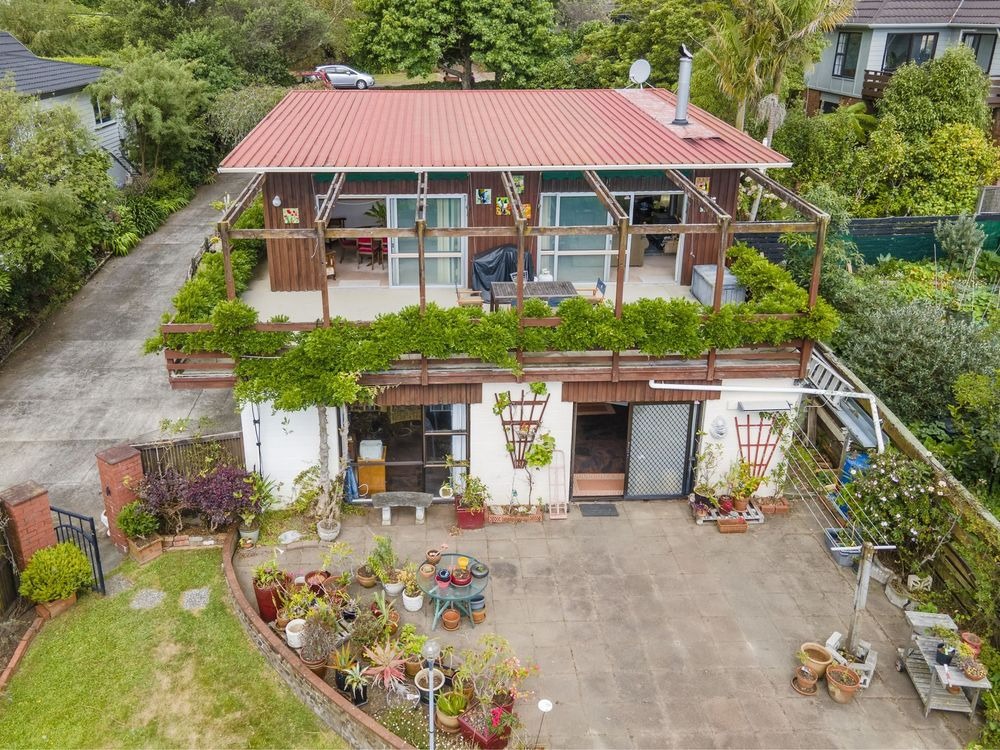 Waikanae - 3 Bedrooms