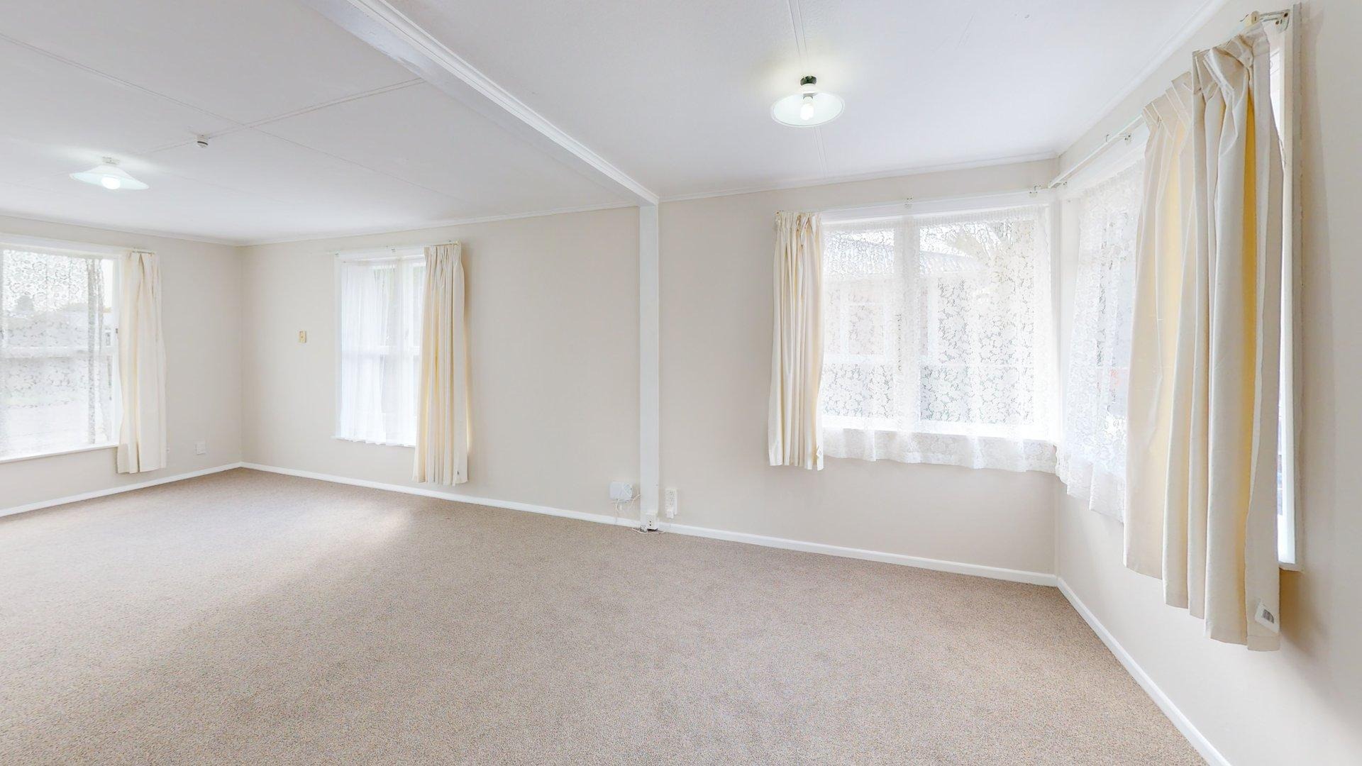 Awapuni - 4 Bedrooms