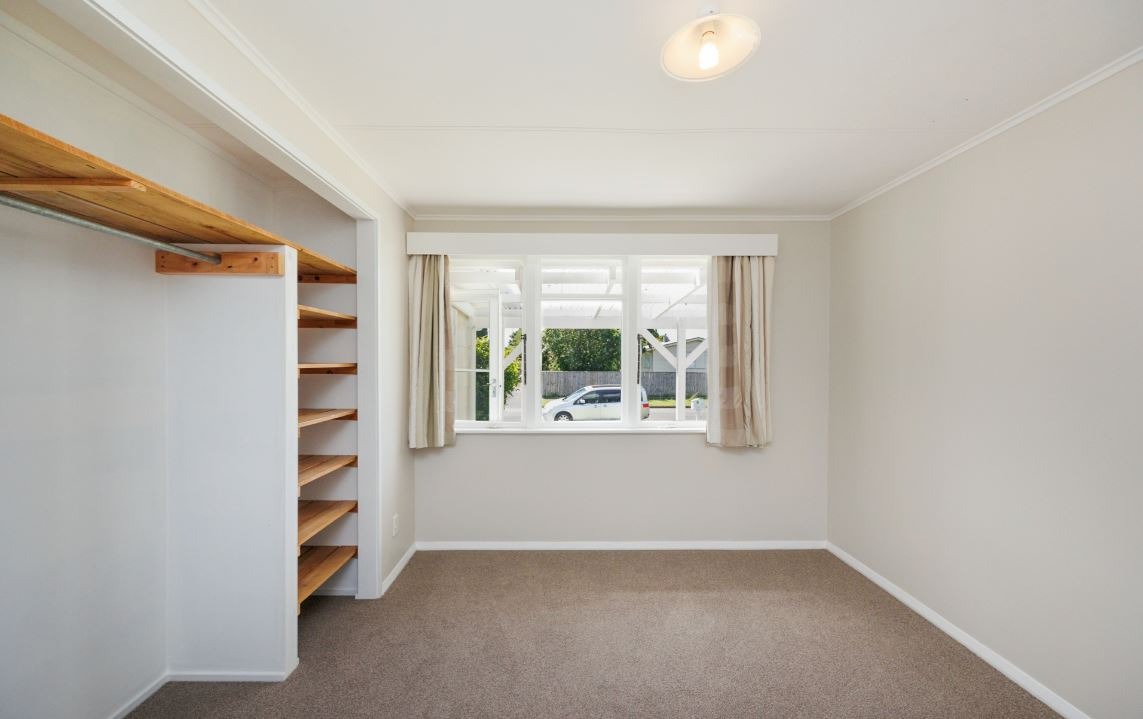 Awapuni - 4 Bedrooms