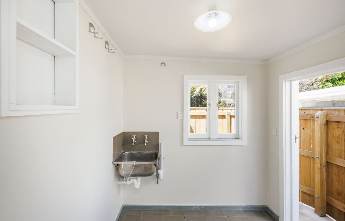 Awapuni - 4 Bedrooms