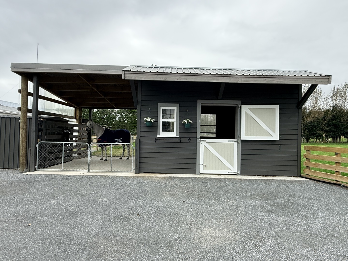 Te Horo - 4 Bedrooms