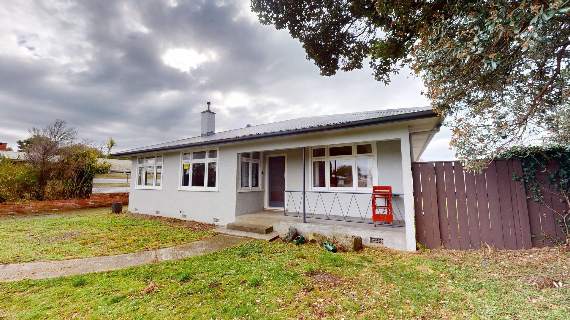 Awapuni - 3 bedrooms