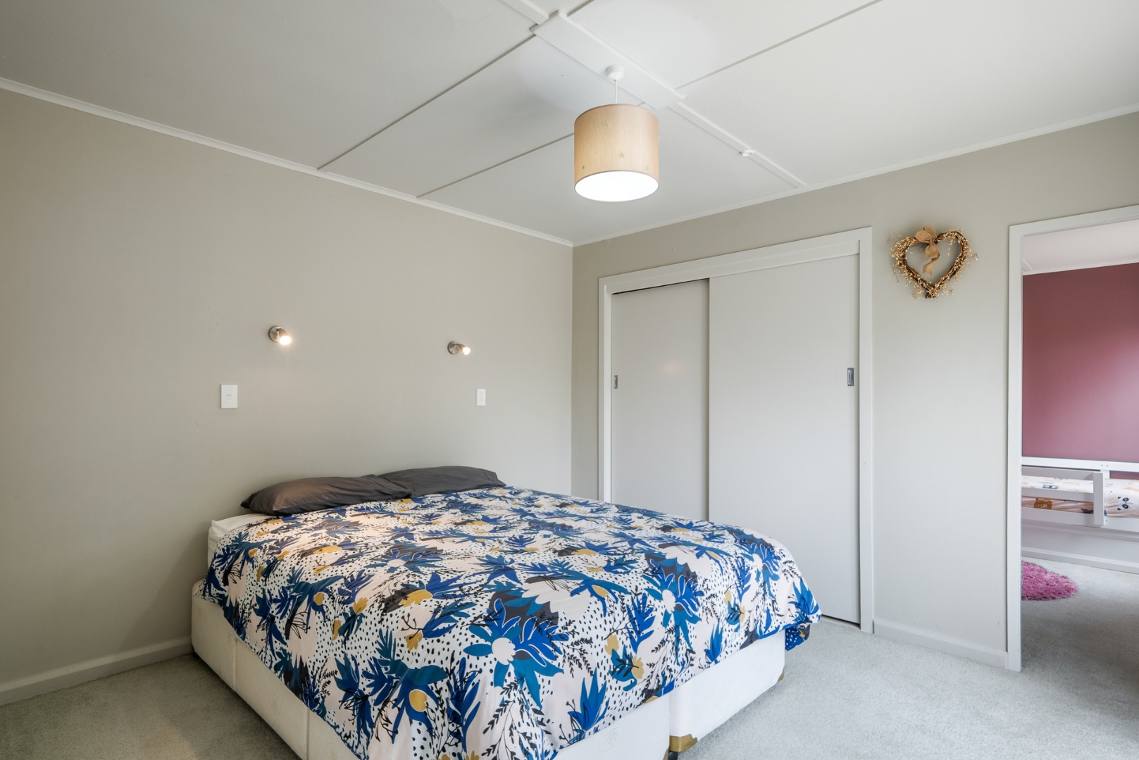 Waitarere Beach - 4 bedrooms