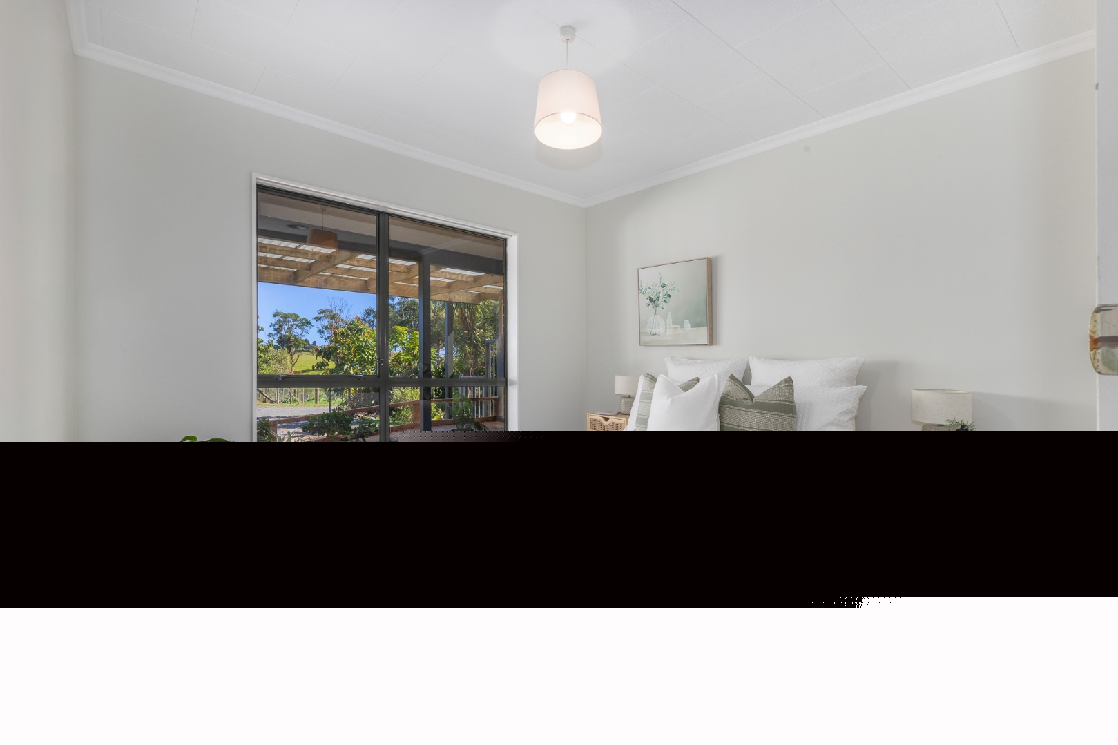 Koputaroa - 4 bedrooms