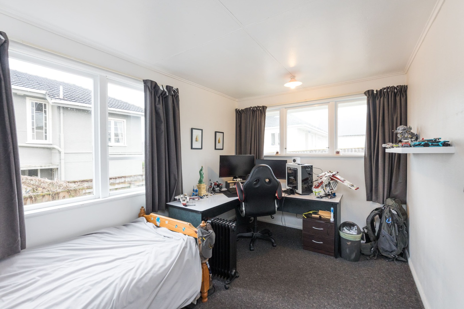 Roslyn - 4 Bedrooms