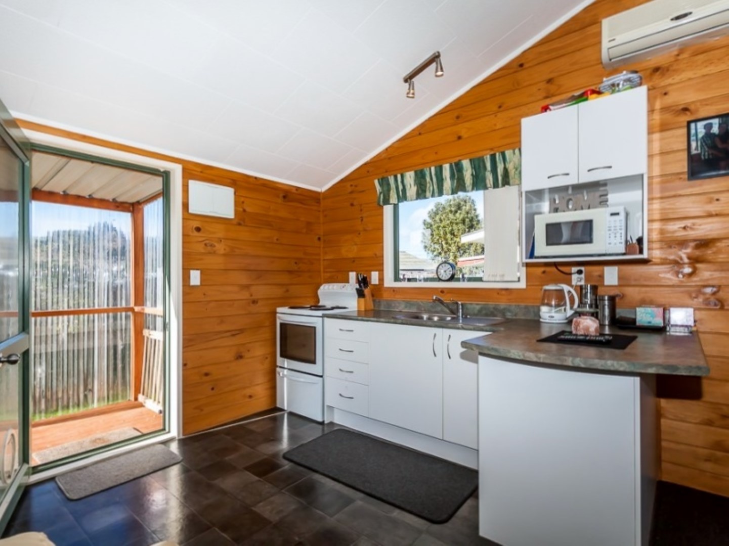 Ashhurst - 2 bedrooms