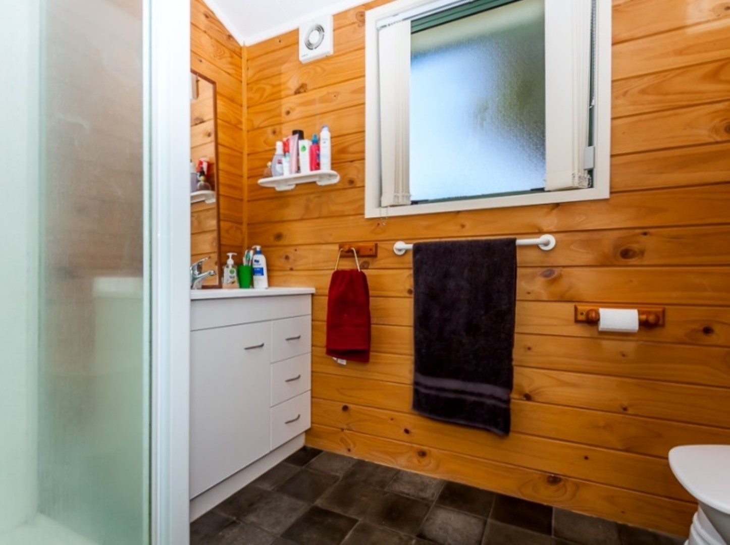 Ashhurst - 2 bedrooms