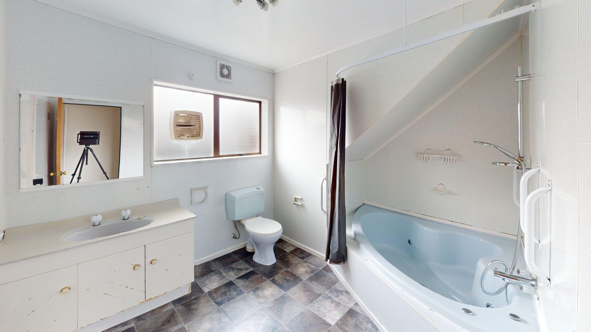 Awapuni - 3 bedrooms