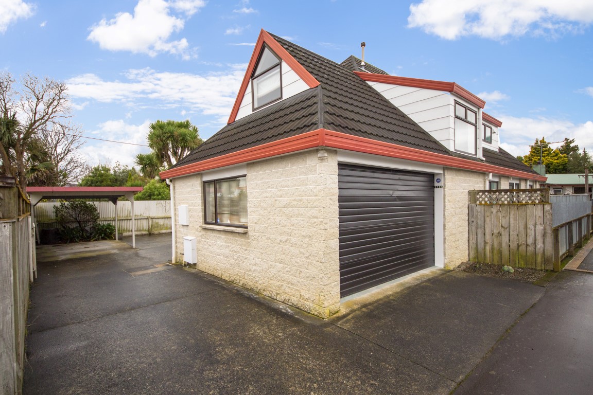 Awapuni - 3 bedrooms