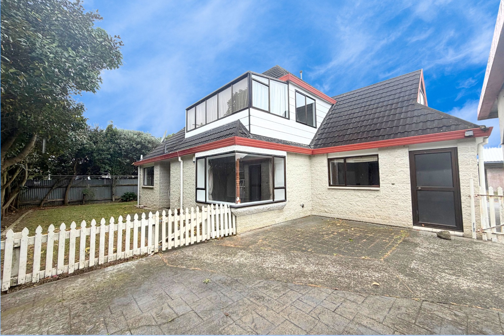 Awapuni - 3 bedrooms