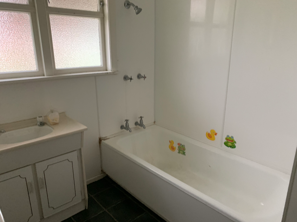 Whakaronga - 3 Bedrooms