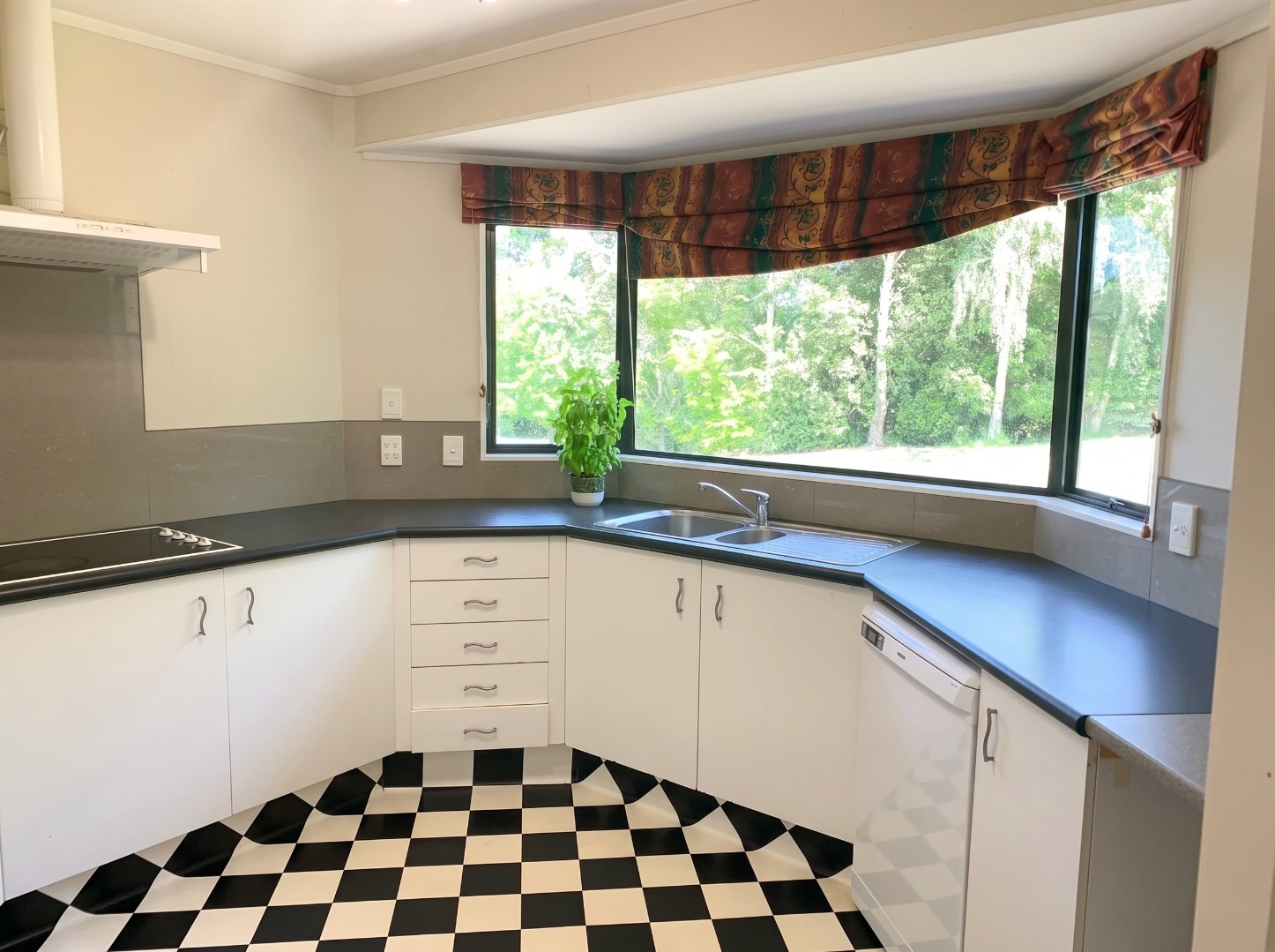 Fitzherbert - 3 Bedrooms