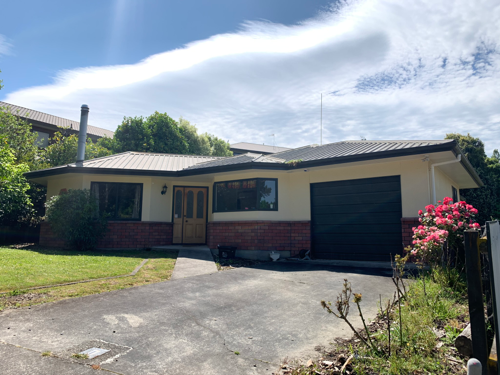 Fitzherbert - 3 Bedrooms