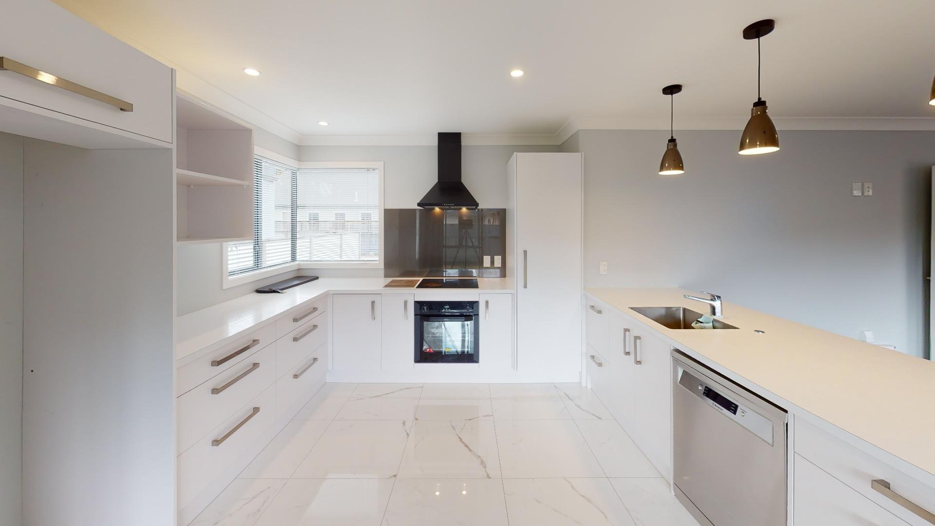 Hokowhitu - 4 Bedrooms