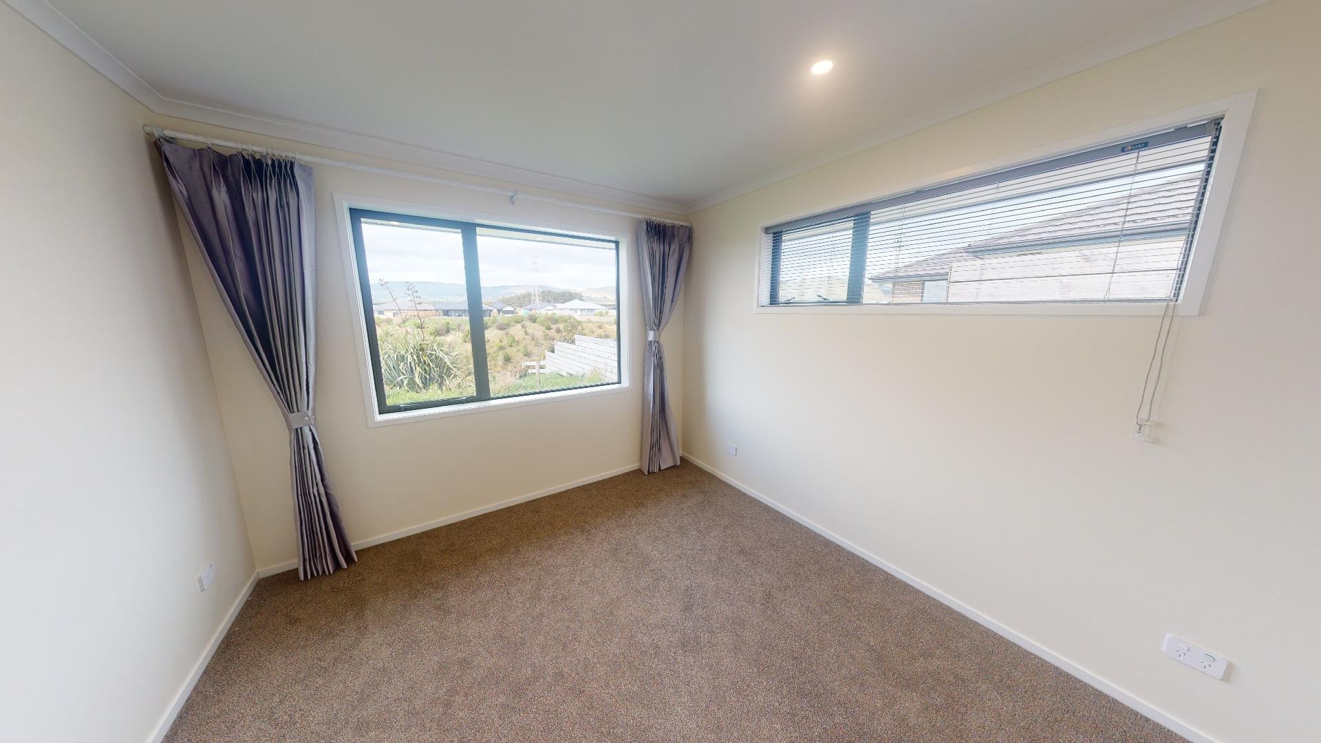 Fitzherbert - 4 Bedrooms