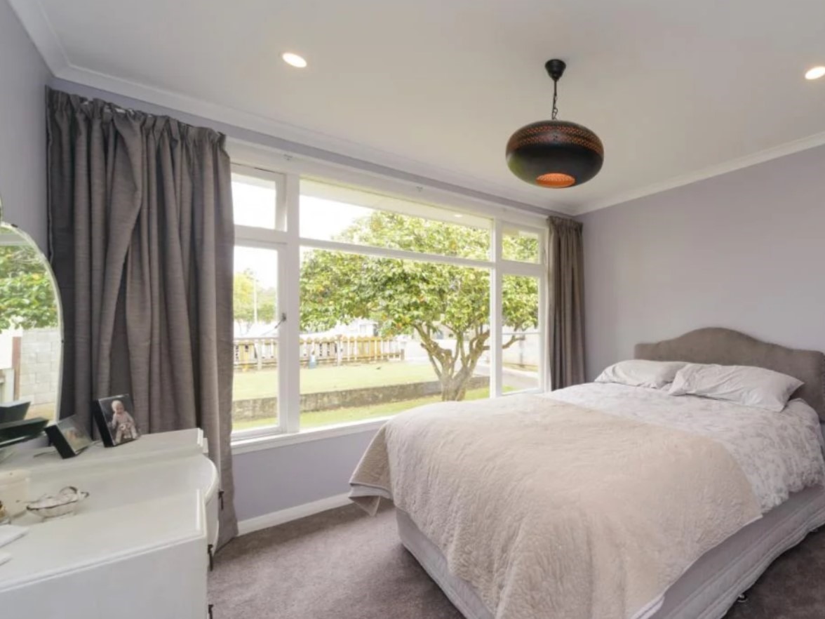 Hokowhitu - 3 Bedrooms 