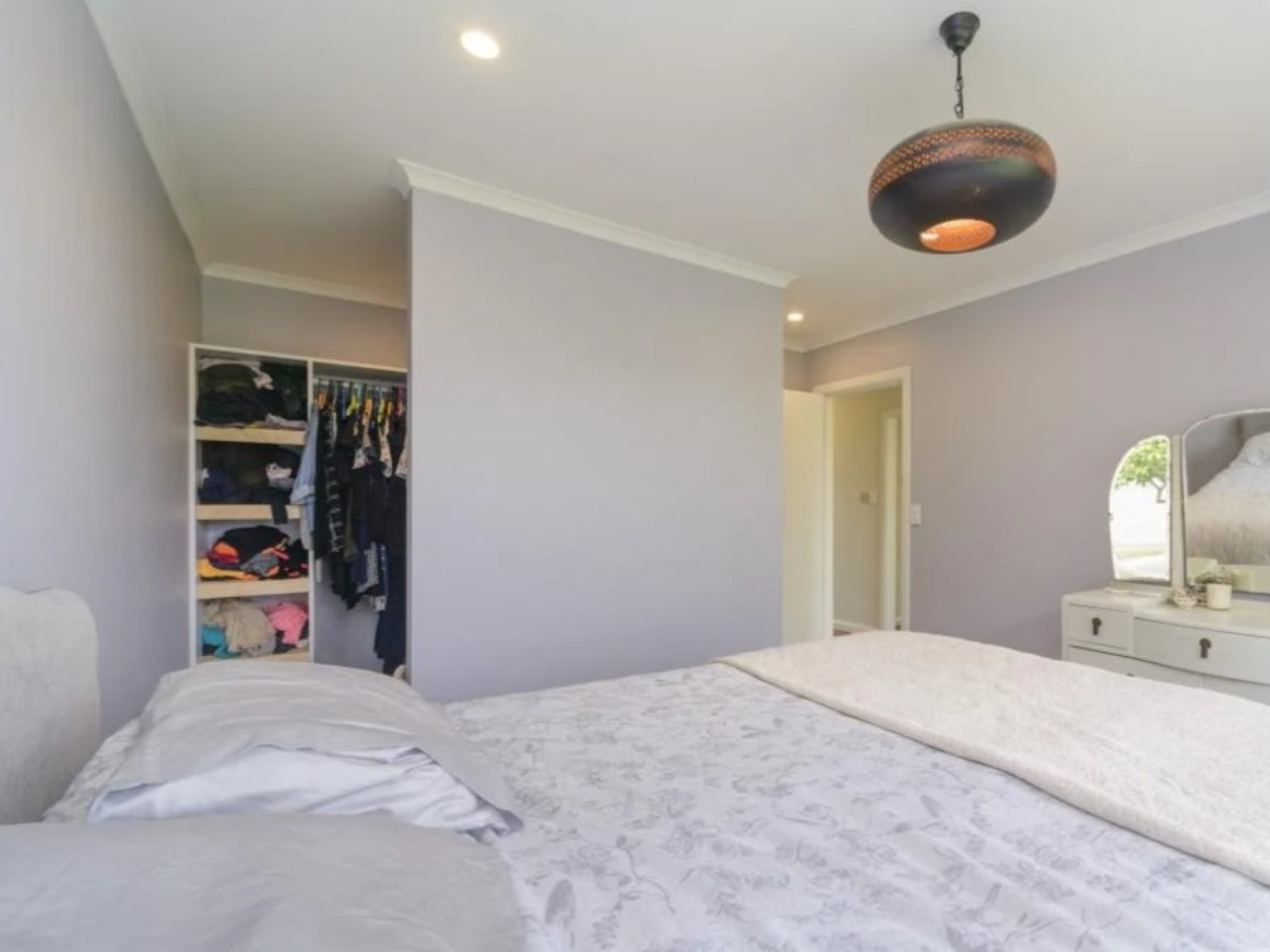 Hokowhitu - 3 Bedrooms 