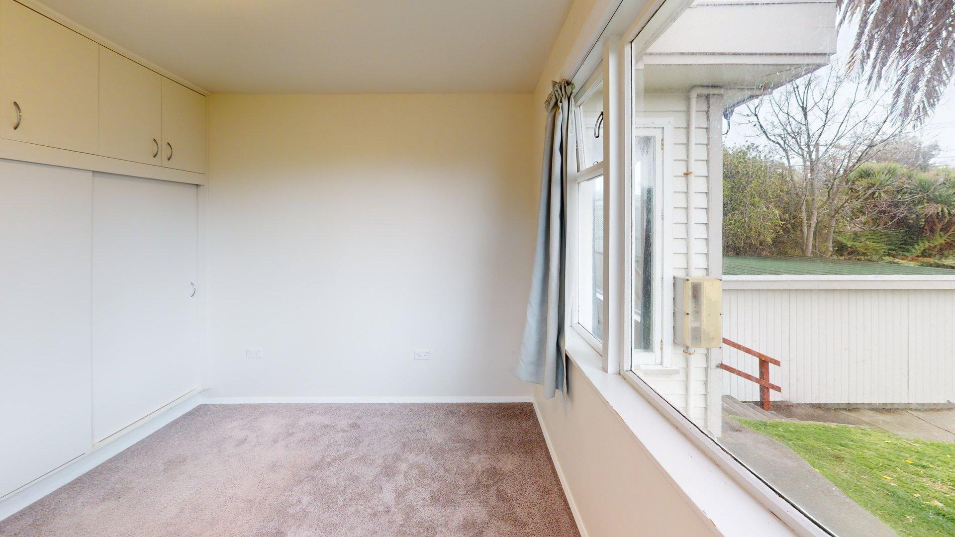 Raumati South - 3 Bedrooms