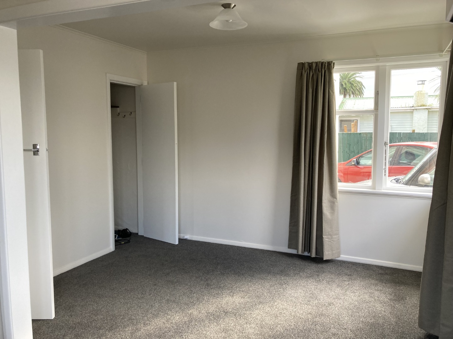 Otaki - 1 or 2 Bedrooms 